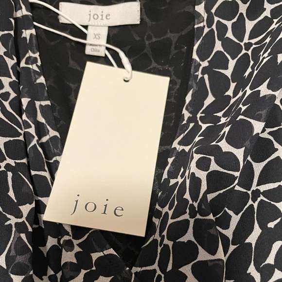 NEW Joie Blisse Abstract-Print Silk Jumpsuit - Picture 4 of 4